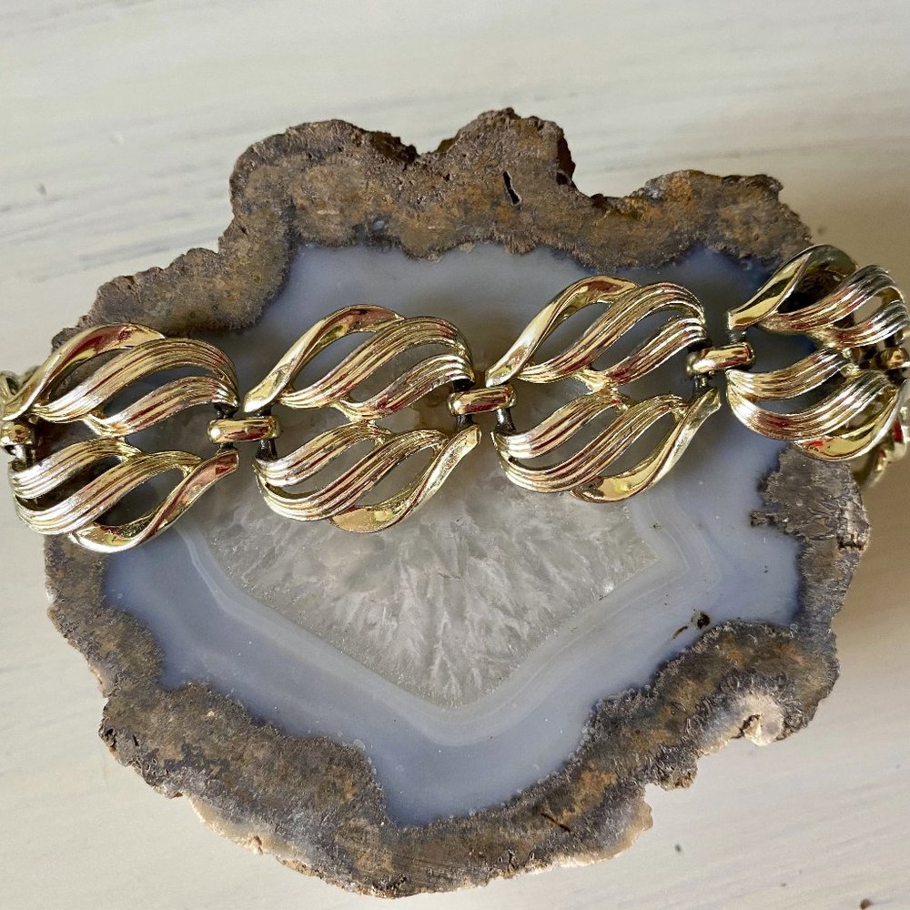 1970s vintage Ciro geometric curved brass bracelet